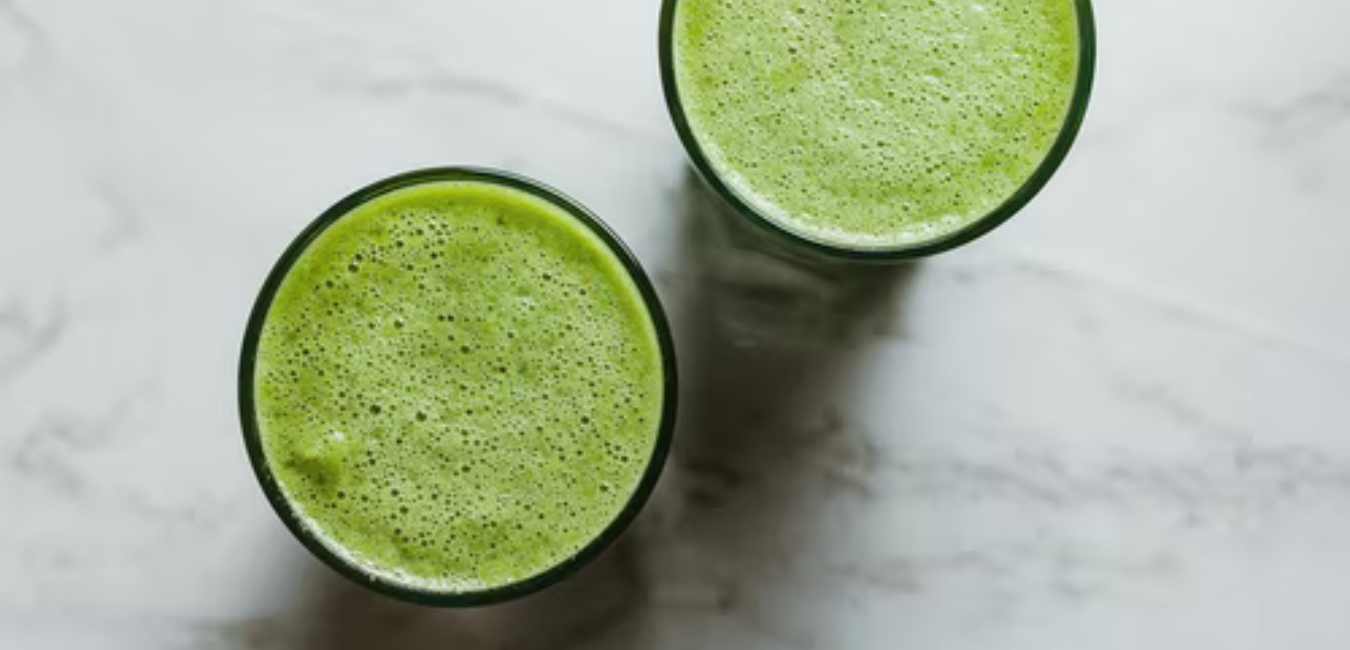 kale juice drink empty stomach everyday benefits