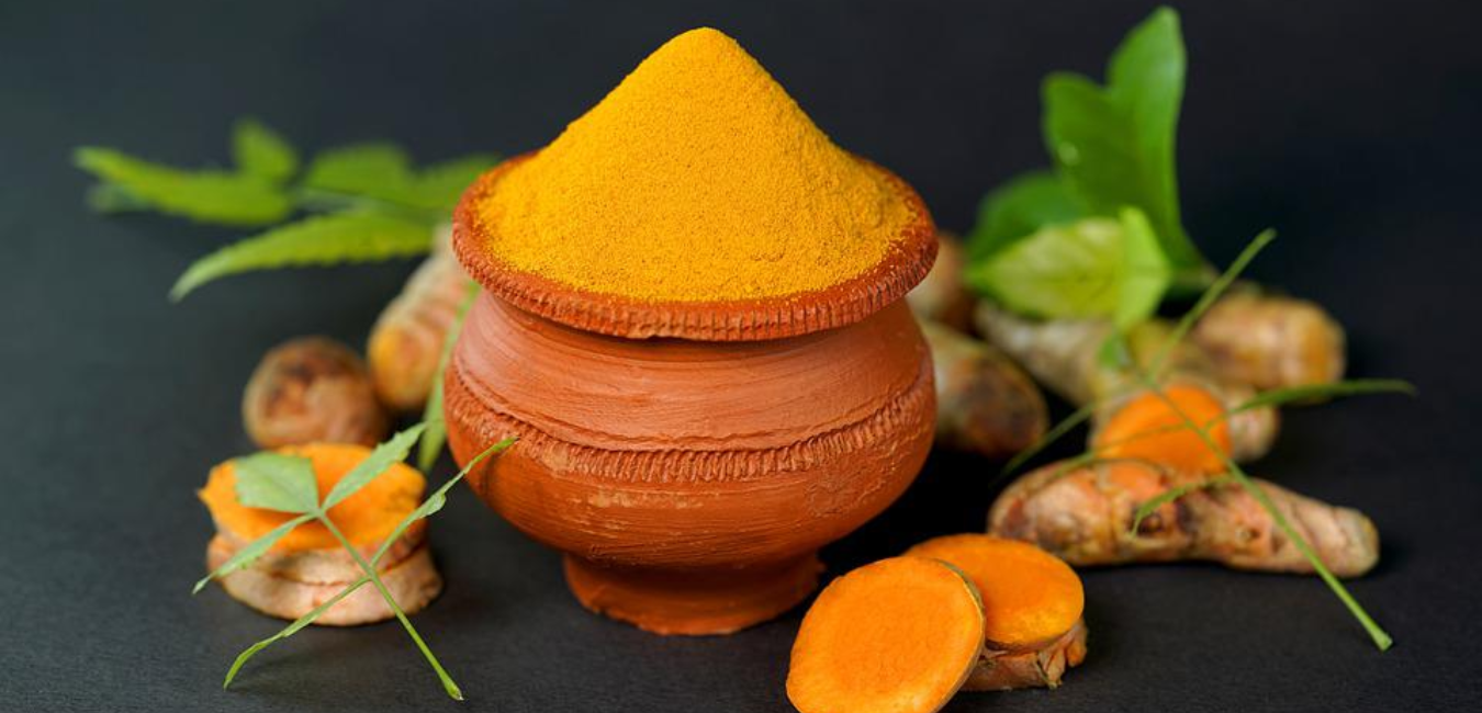 13 Benefits of drinking warm water with turmeric on an empty stomach