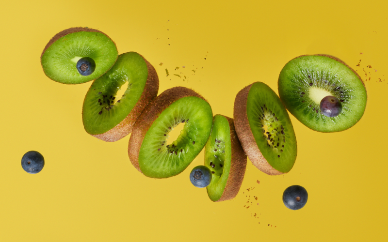 6-reasons-to-start-your-day-with-kiwi-infused-water
