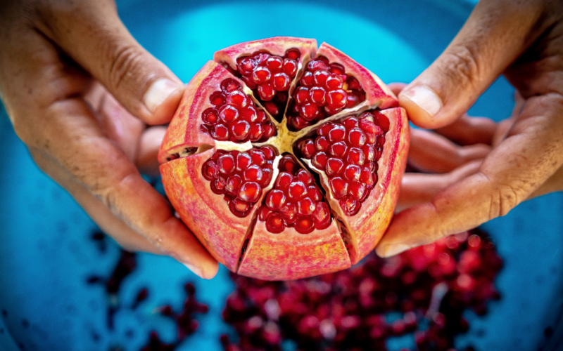 7-reasons-why-you-should-start-your-day-with-pomegranate-juice
