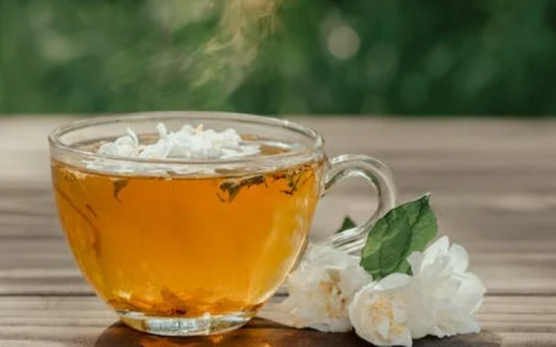 6 Reasons why you should drink jasmine tea