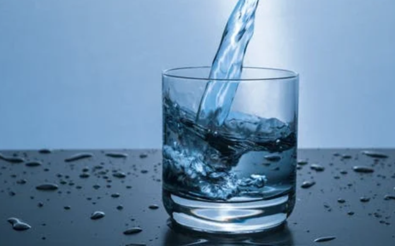 8 best times in a day to drink water