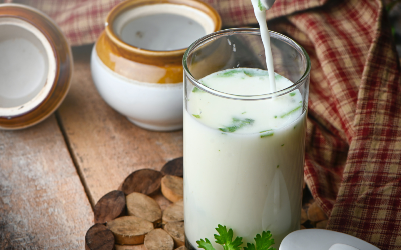 5 Benefits of drinking buttermilk daily