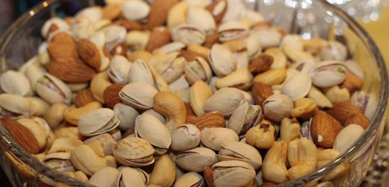 7 soaked almond benefits that can turn your life around