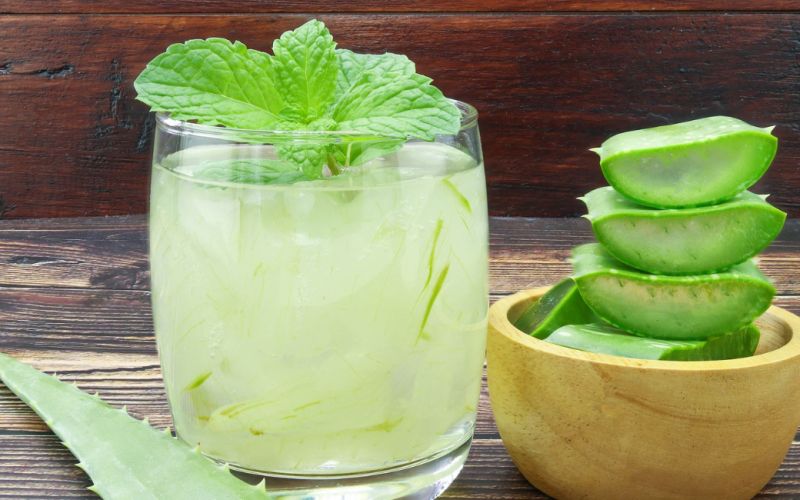 7 Reasons to drink aloe vera juice on an empty stomach