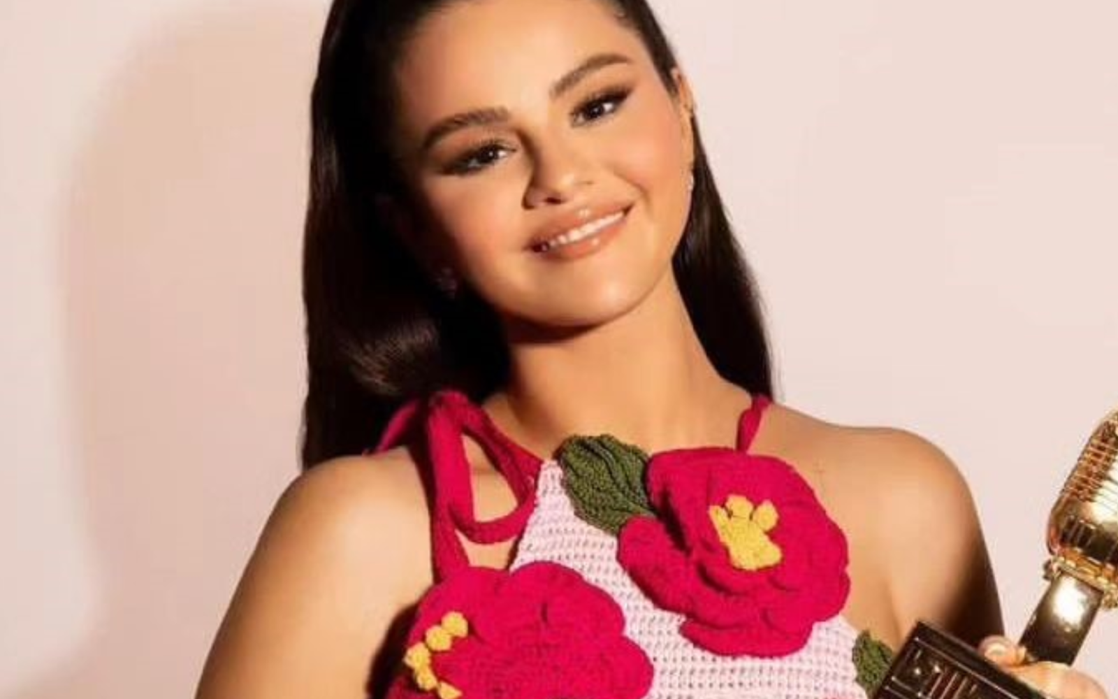 Selena Gomez looks stunning in crocheted floral dress at Billboard