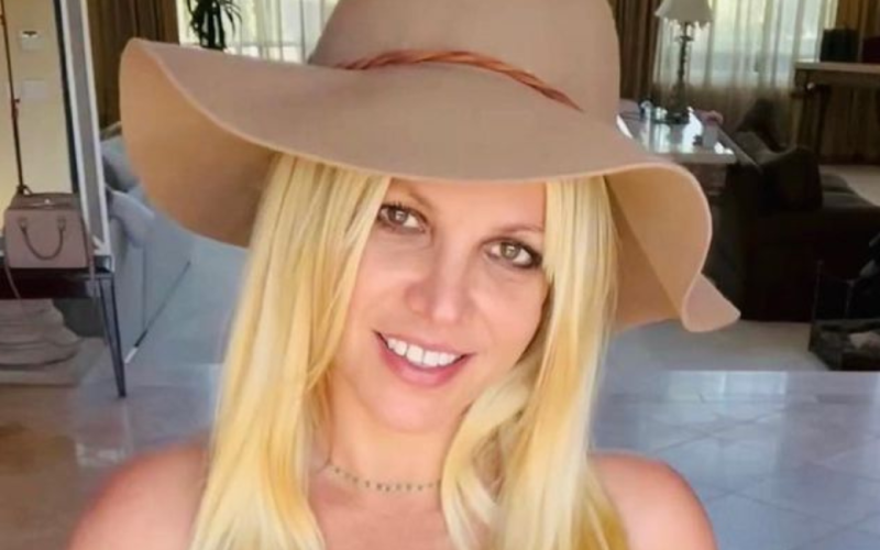 Britney Spears opens up about her life as a single woman: “It’s so weird”